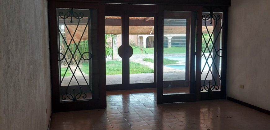 RESIDENCIA CAMPESTRE EN PRIVADA CALLEJONES DE CHUBURNA CASA PAJARO