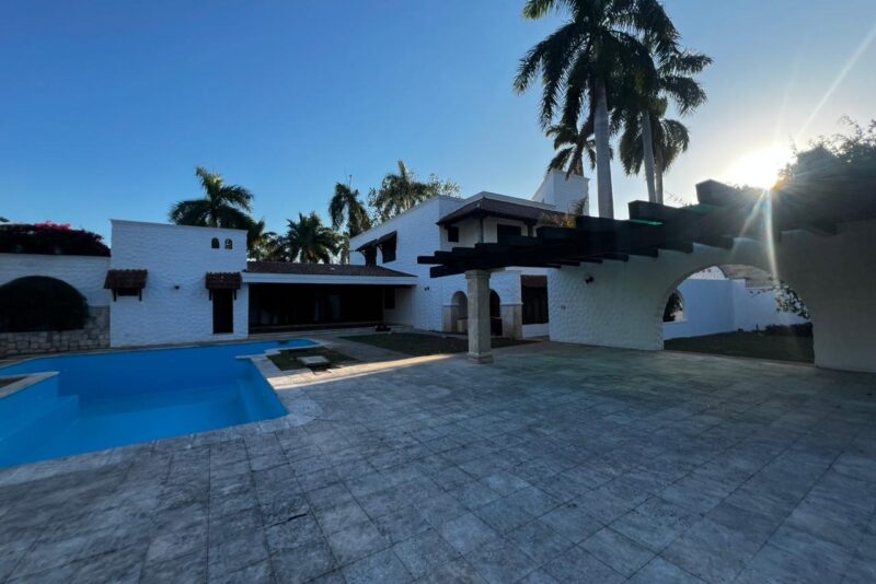 RESIDENCIA CAMPESTRE EN PRIVADA CALLEJONES DE CHUBURNA CASA PAJARO