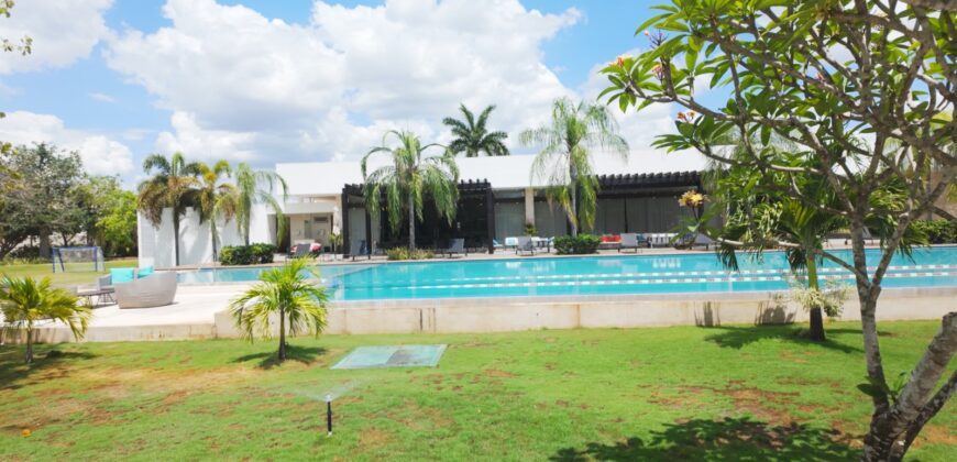 RESIDENCIA EN RENTA PRIVADA ALLEGRA TEMOZON NORTE MERIDA YUCATAN
